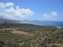 Aussicht vom Wanderweg am Diamond Head Krater auf Oahu